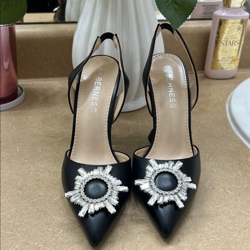 Berness Black Embellished Women's Heels